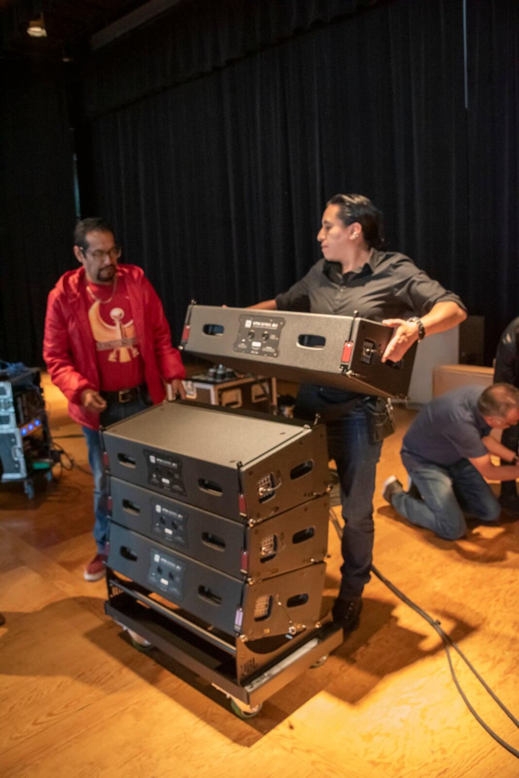 Renta line array y bocinas